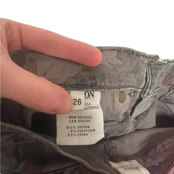 Hudson Krista Printed Super Skinny in Bramble Size 26 jeans women designer - Picture 5 of 7